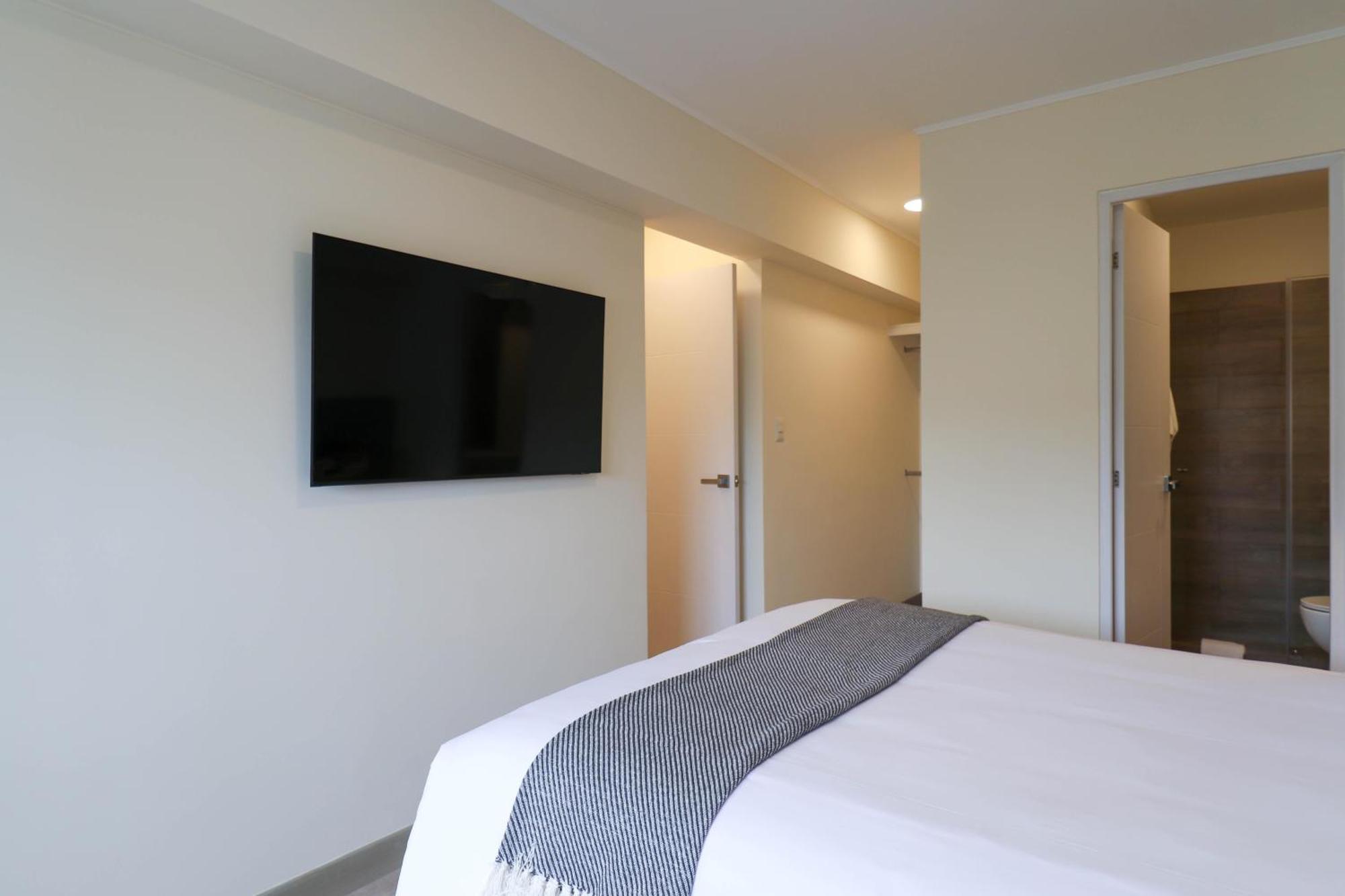 Kennedy By Wynwood House Apartment Lima Bagian luar foto